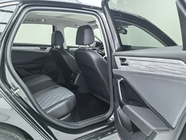 Volkswagen Sagitar — Фото автомобиля 11