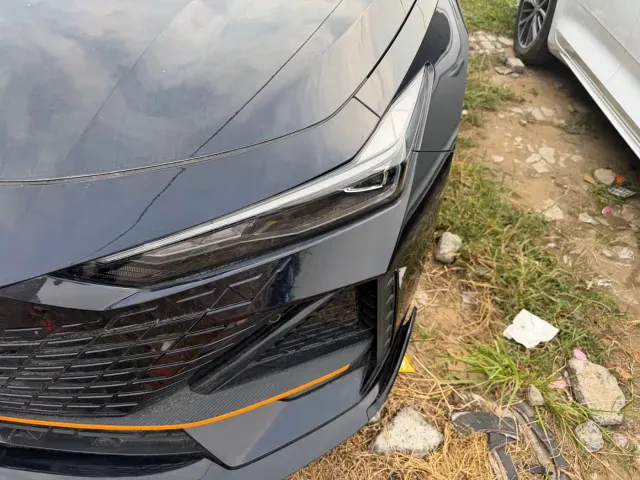 Changan Changan UNI-V 2023 1.5T Sport Edition — Фото автомобиля 7