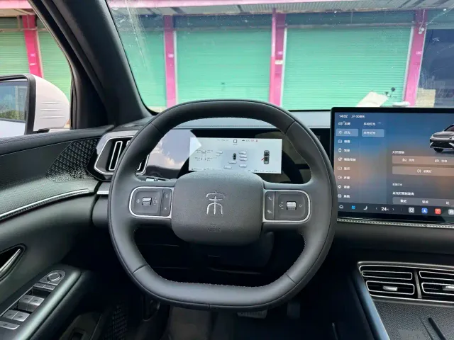 BYD Song Pro — Фото автомобиля 12