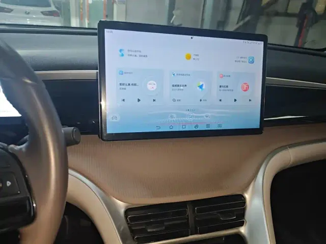 BYD Song Pro — Фото автомобиля 12