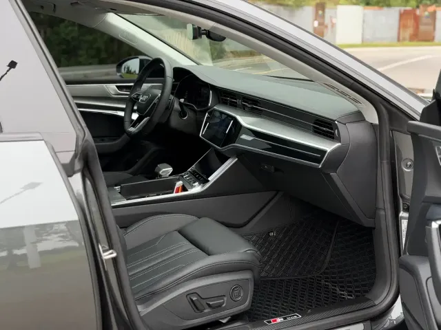 Audi A7 — Фото автомобиля 12