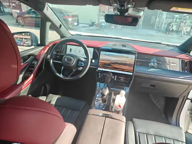 GAC Trumpchi M8 — Фото автомобиля 6