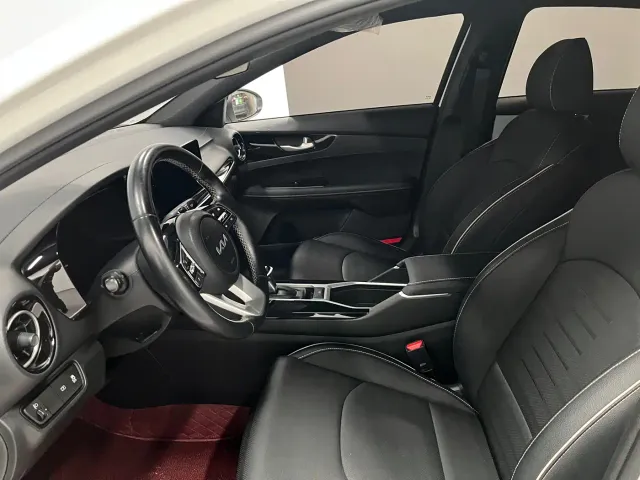 Kia K3 — Фото автомобиля 12