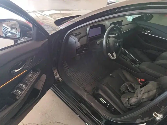 Honda Accord — Фото автомобиля 15