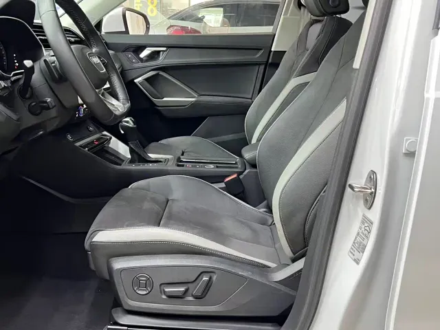 Audi Q3 — Фото автомобиля 14