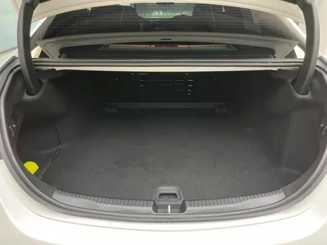 Mercedes-Benz C-Class — Фото автомобиля 26