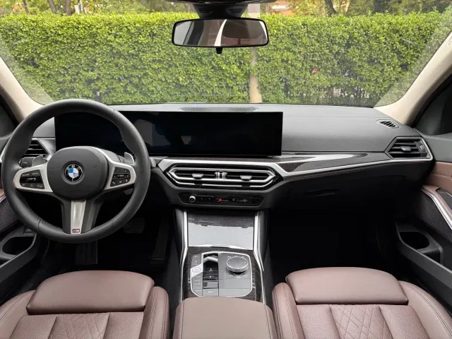 BMW 3 Series — Фото автомобиля 13