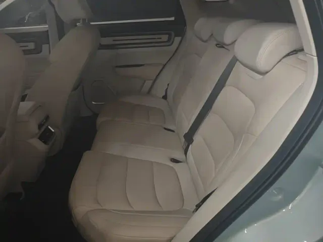 Geely ICON — Фото автомобиля 16
