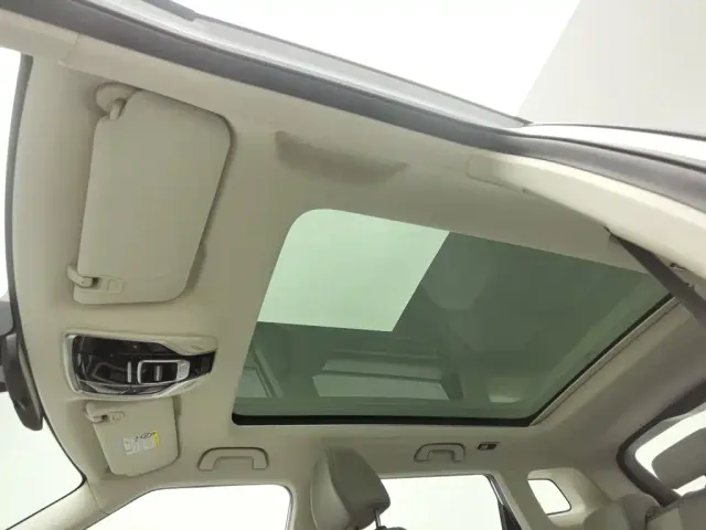 Geely ICON — Фото автомобиля 14