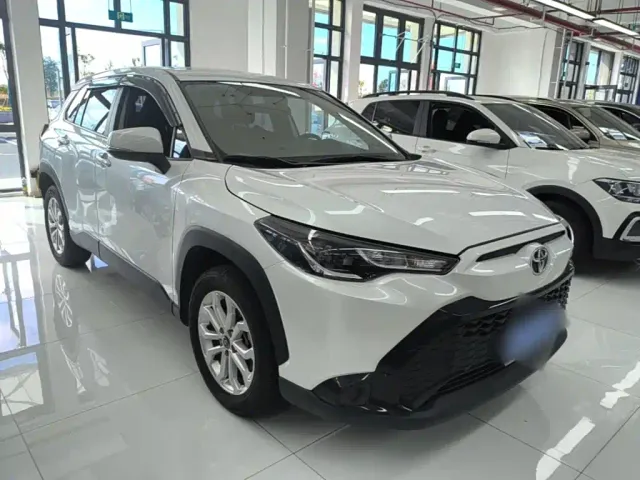 Toyota Frontlander — Фото автомобиля 3