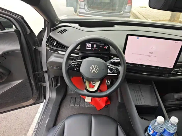 Volkswagen ID. Unyx 06 — Фото автомобиля 10