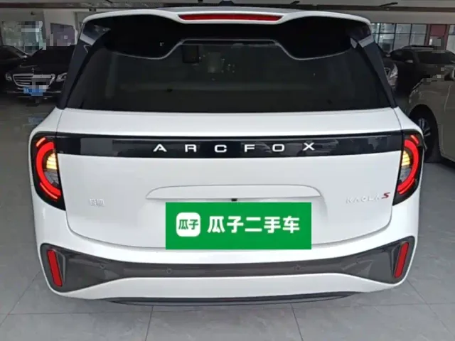 Arcfox Kaola S — Фото автомобиля 5