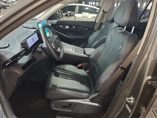 Geely Galaxy E5 — Фото автомобиля 10