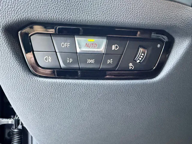 BMW 3 Series — Фото автомобиля 9