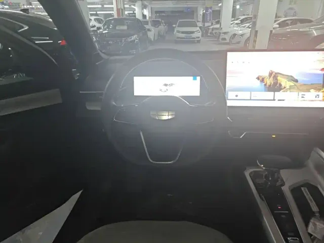 Geely Xingrui — Фото автомобиля 10