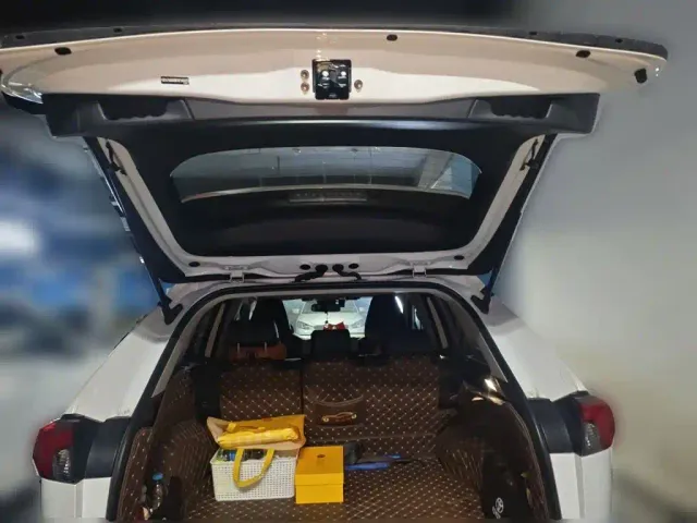 Toyota RAV4 — Фото автомобиля 9