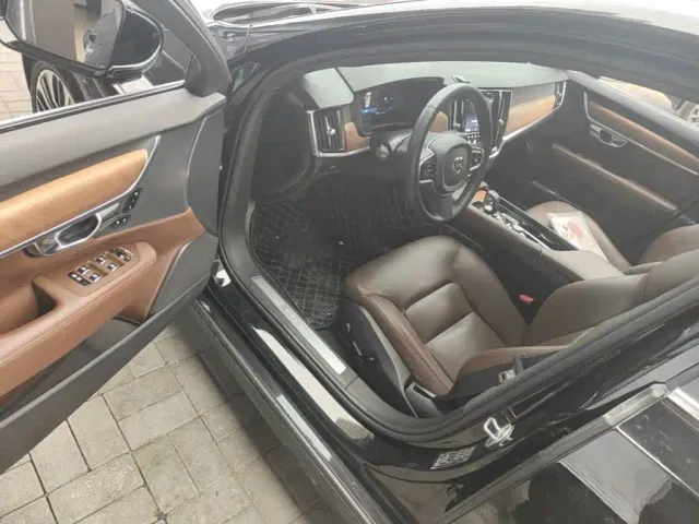 Volvo S90 — Фото автомобиля 15