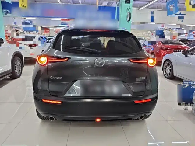 Mazda CX-30 — Фото автомобиля 5