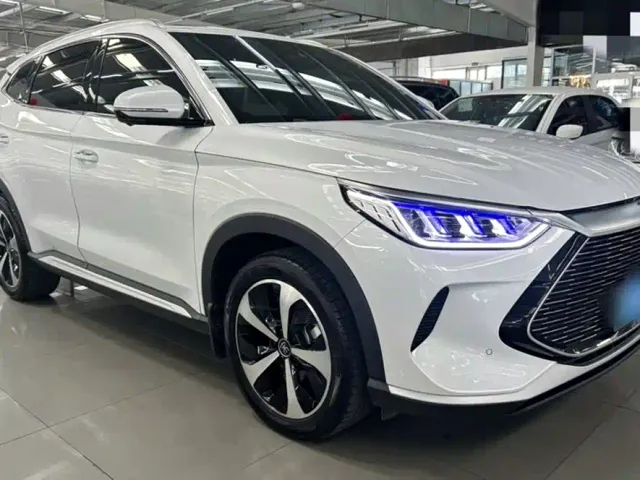 BYD Song PLUS — Фото автомобиля 22