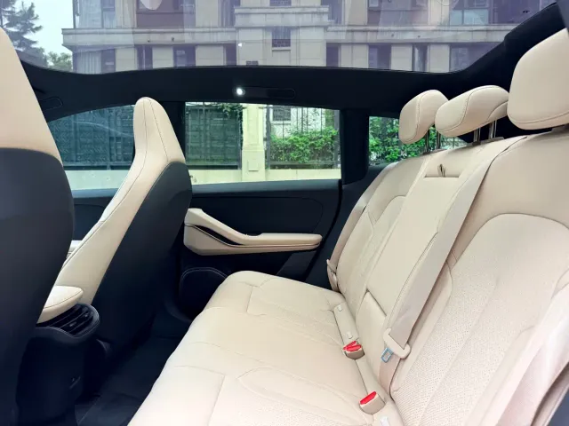Nio ET5 Touring — Фото автомобиля 10