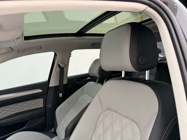 Volkswagen Magotan — Фото автомобиля 23