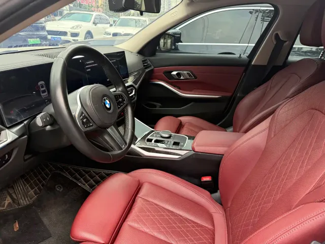 BMW 3 Series — Фото автомобиля 13