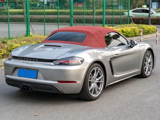 Porsche 718 — Фото автомобиля 6