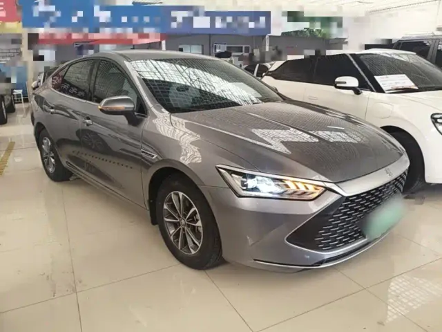 BYD Qin PLUS — Фото автомобиля 3