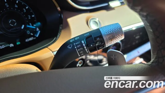 Genesis GV70 — Фото автомобиля 29