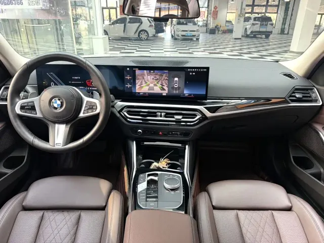 BMW 3 Series — Фото автомобиля 10