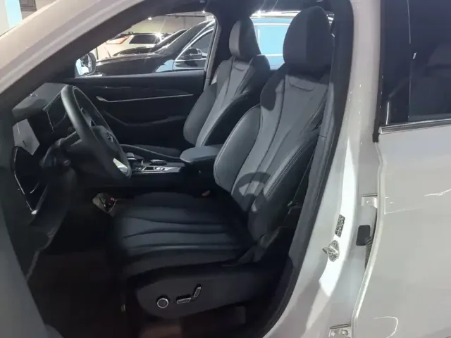Geely Xingyue L — Фото автомобиля 14
