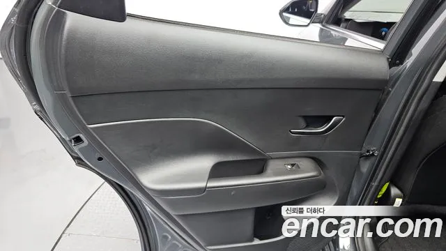 Hyundai Kona — Фото автомобиля 25