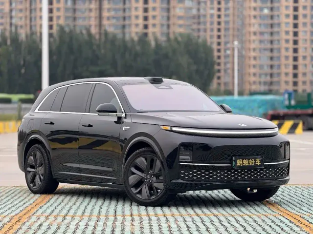 Li Auto L7 — Фото автомобиля 3