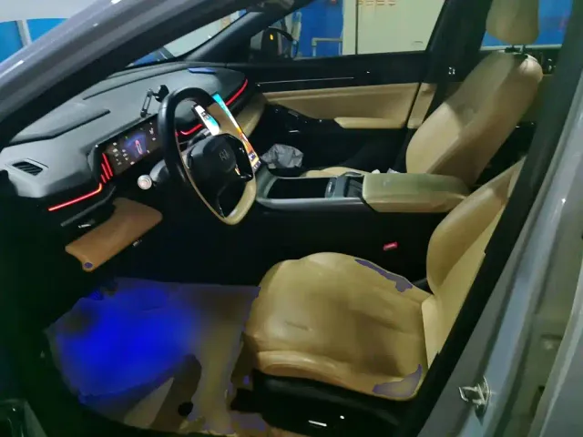 Geely Galaxy L6 — Фото автомобиля 11
