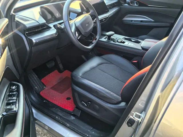 Changan Z6 — Фото автомобиля 6
