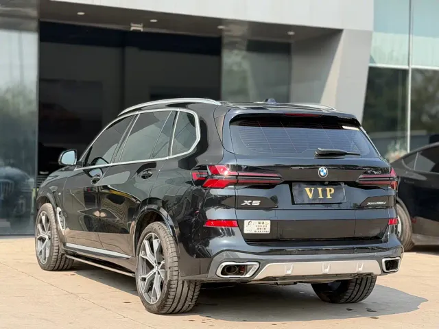 BMW X5 — Фото автомобиля 5