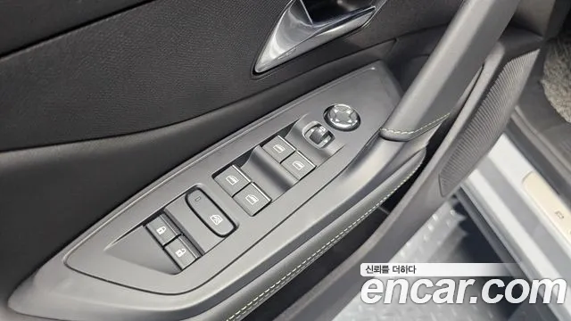 Peugeot 408 — Фото автомобиля 24