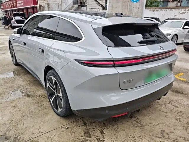 Nio ET5 Touring — Фото автомобиля 4