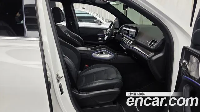 Mercedes-Benz GLE-Class — Фото автомобиля 11