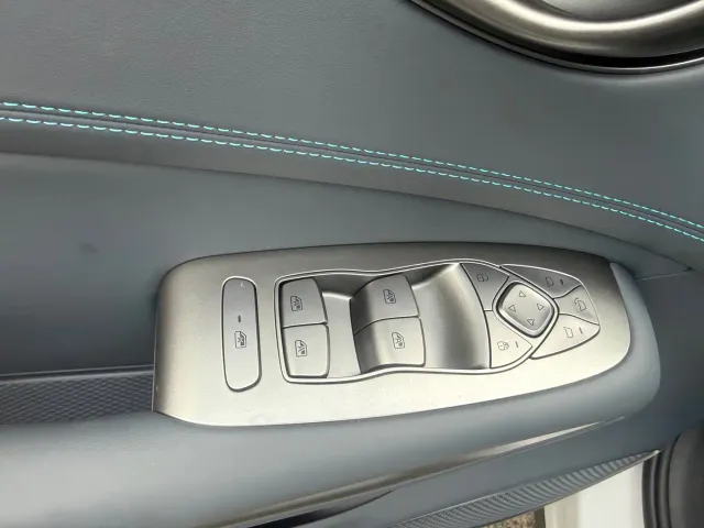 BYD Seal 05 DM-i — Фото автомобиля 22