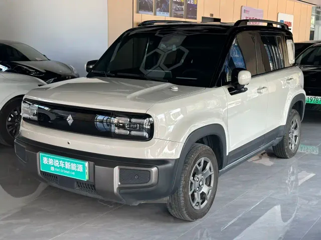 Фотография автомобиля — Baojun Yep Plus