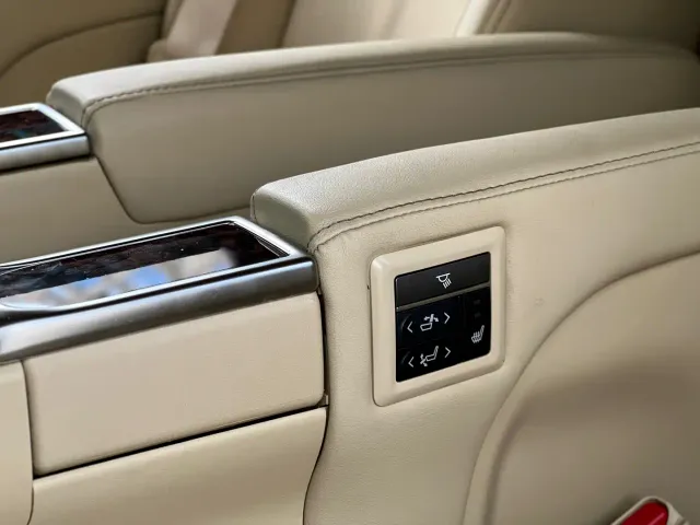 Toyota Alphard — Фото автомобиля 16
