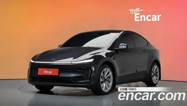 Фотография автомобиля — Tesla Model Y