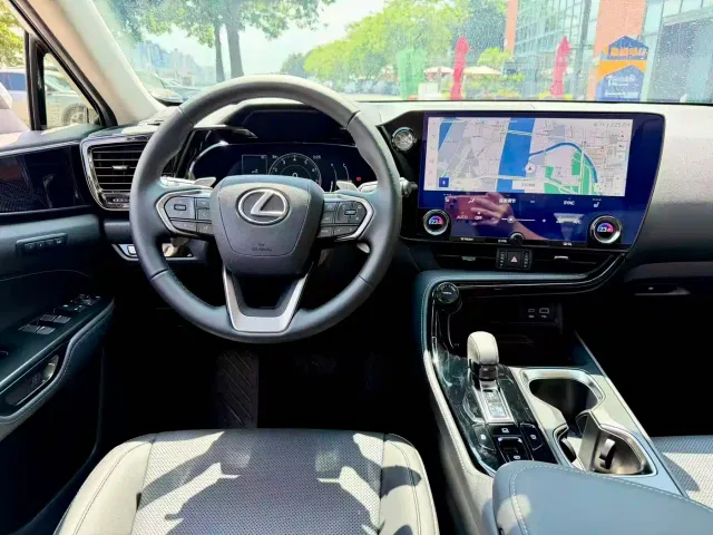 Lexus NX — Фото автомобиля 11