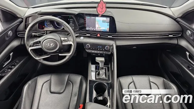 Hyundai Avante CN7 — Фото автомобиля 10