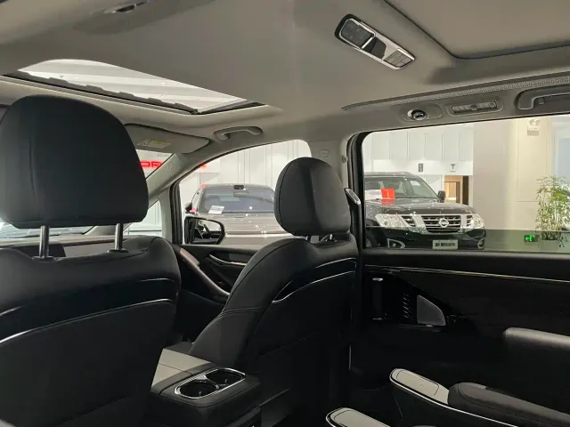 GAC Trumpchi M8 — Фото автомобиля 8