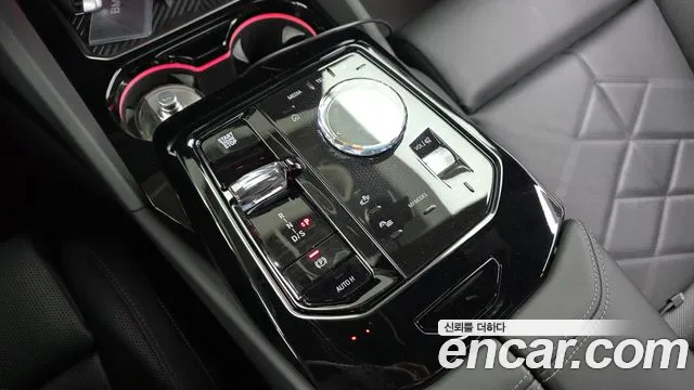 BMW 5 Series — Фото автомобиля 12