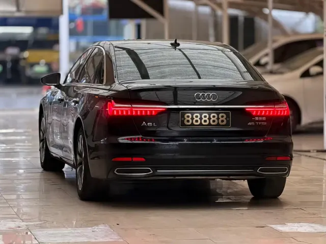 Audi A6L — Фото автомобиля 4