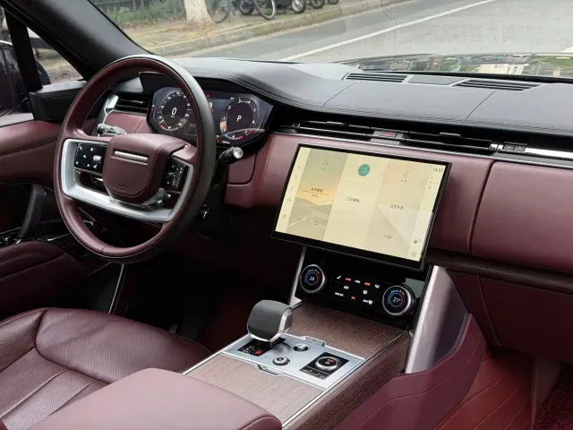 Land Rover Range Rover — Фото автомобиля 10