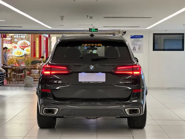 BMW X5 — Фото автомобиля 5